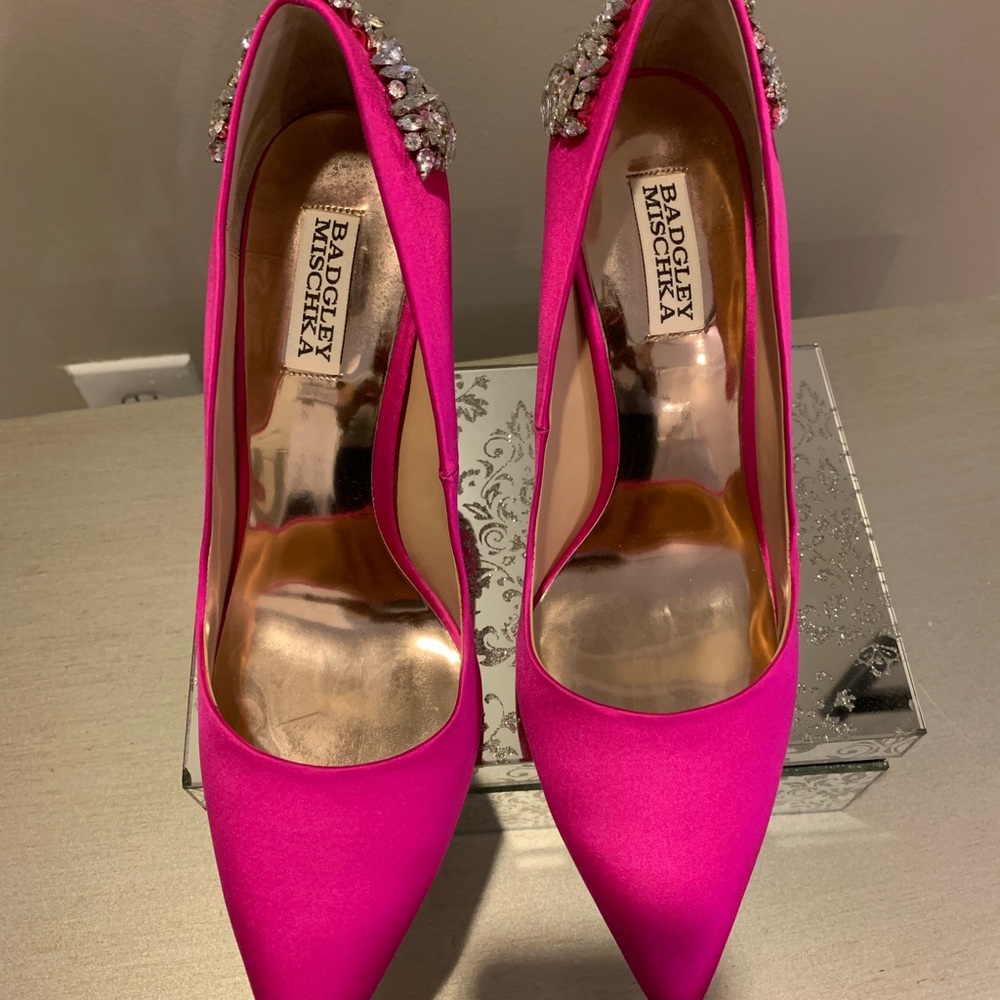 Badgley Mischka Gorgeous Hot pink heels